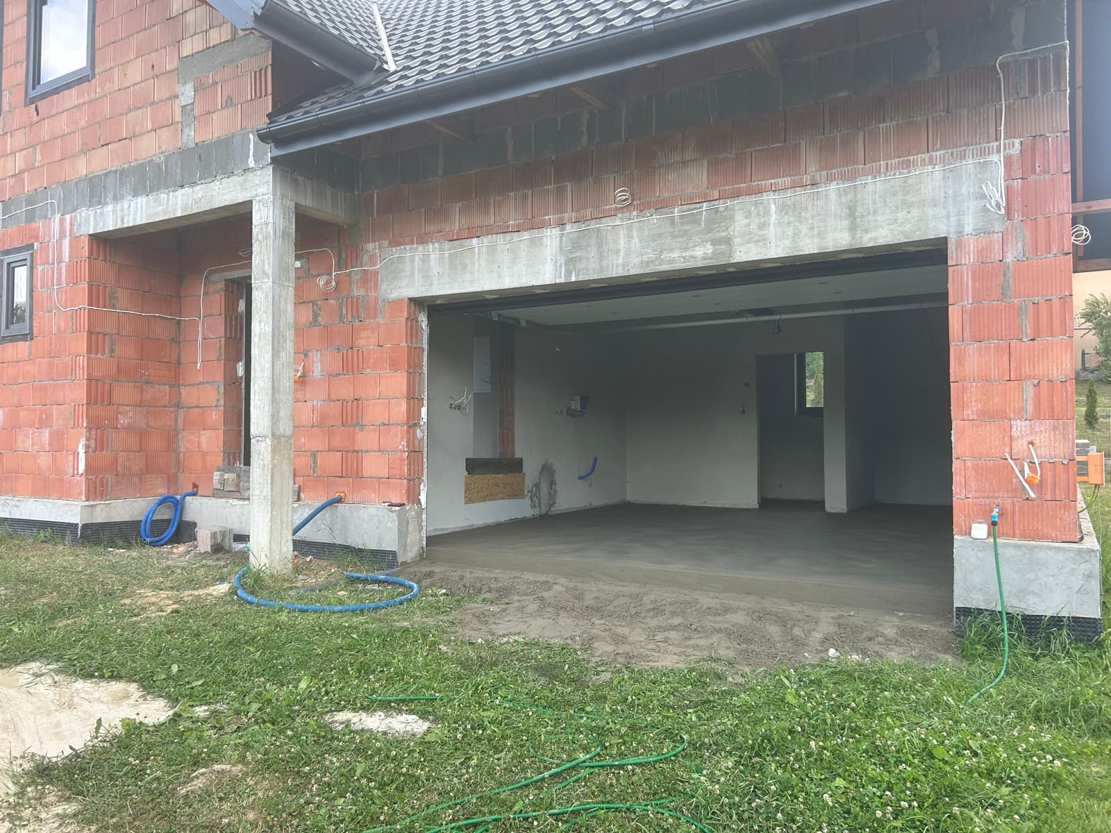 Realizacja, Piotrowice Wielkie